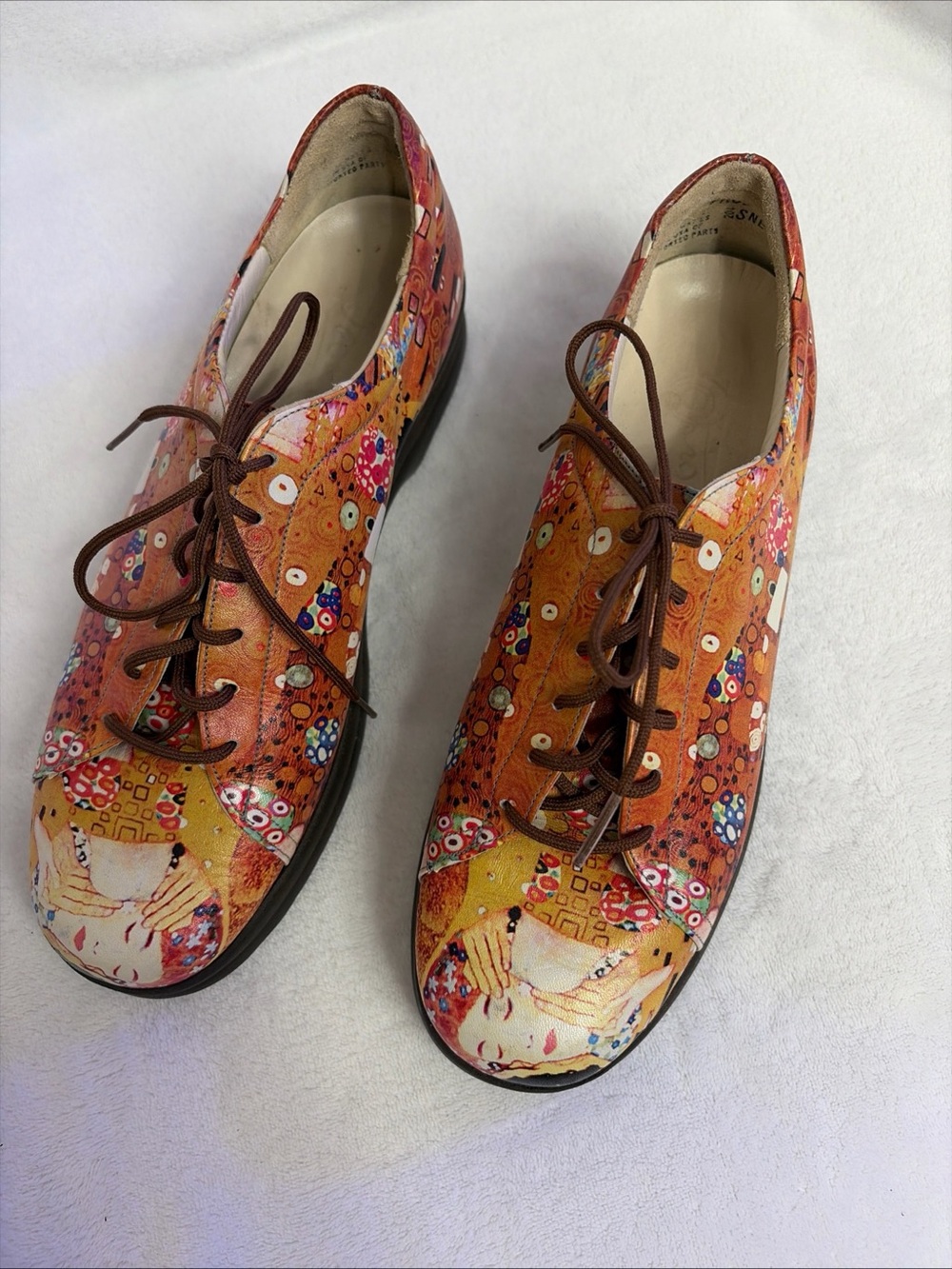 vintage Icon leather lace-up shoes feature a striking wearable-art print inspire